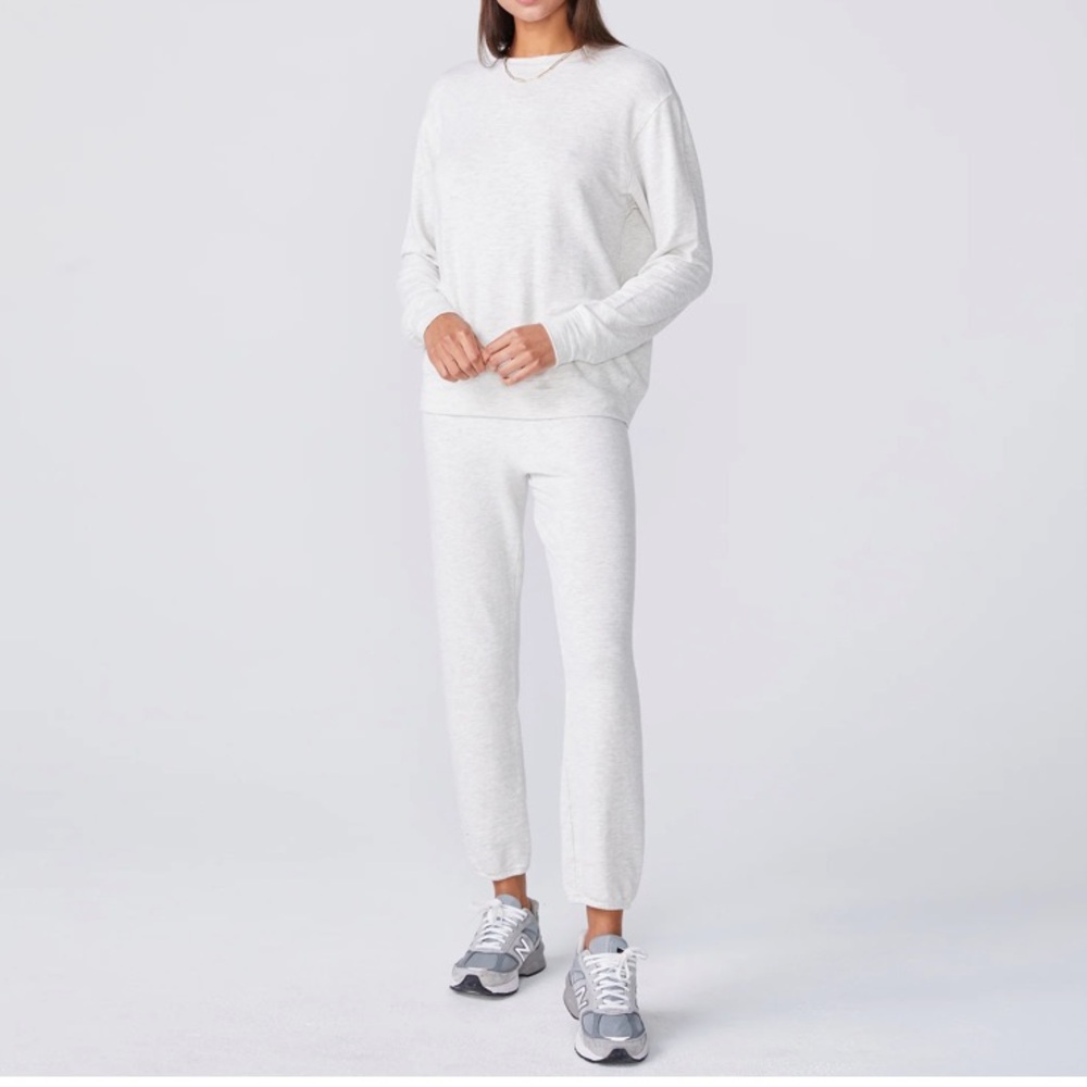 NWT Monrow Supersoft Boyfriend Sweats in Ash